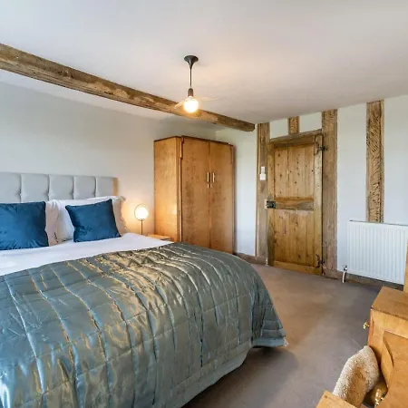 Greenbank Farm House * カートメル