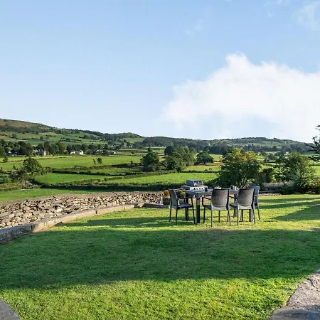 Greenbank Farm House * カートメル